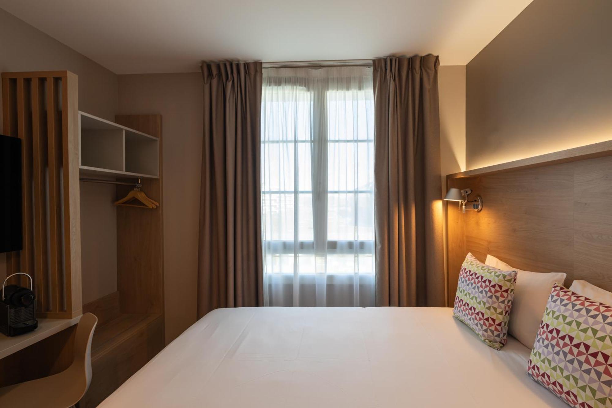 Hotel Campanile Centre Gare 3*